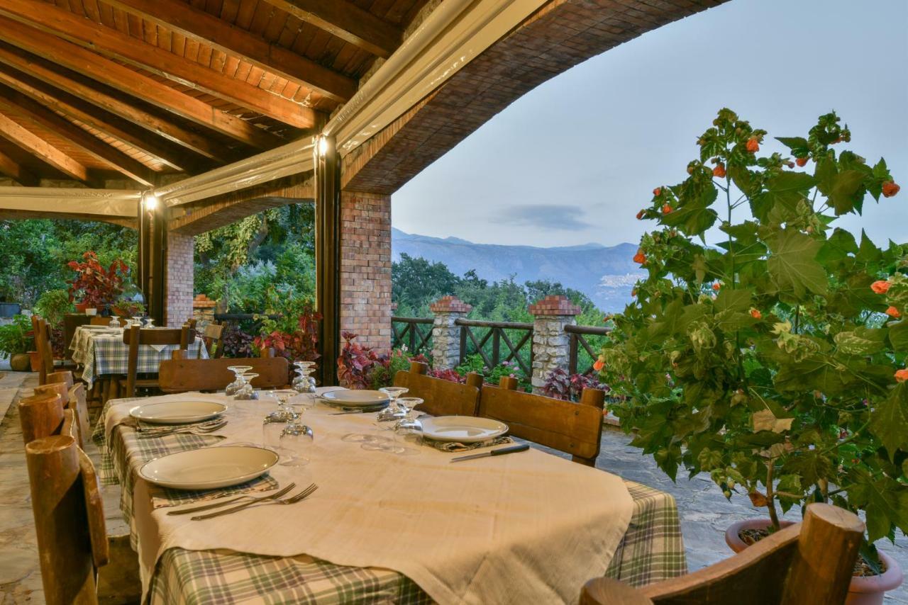 Agriturismo L'Antico Casolare Castelcivita Esterno foto